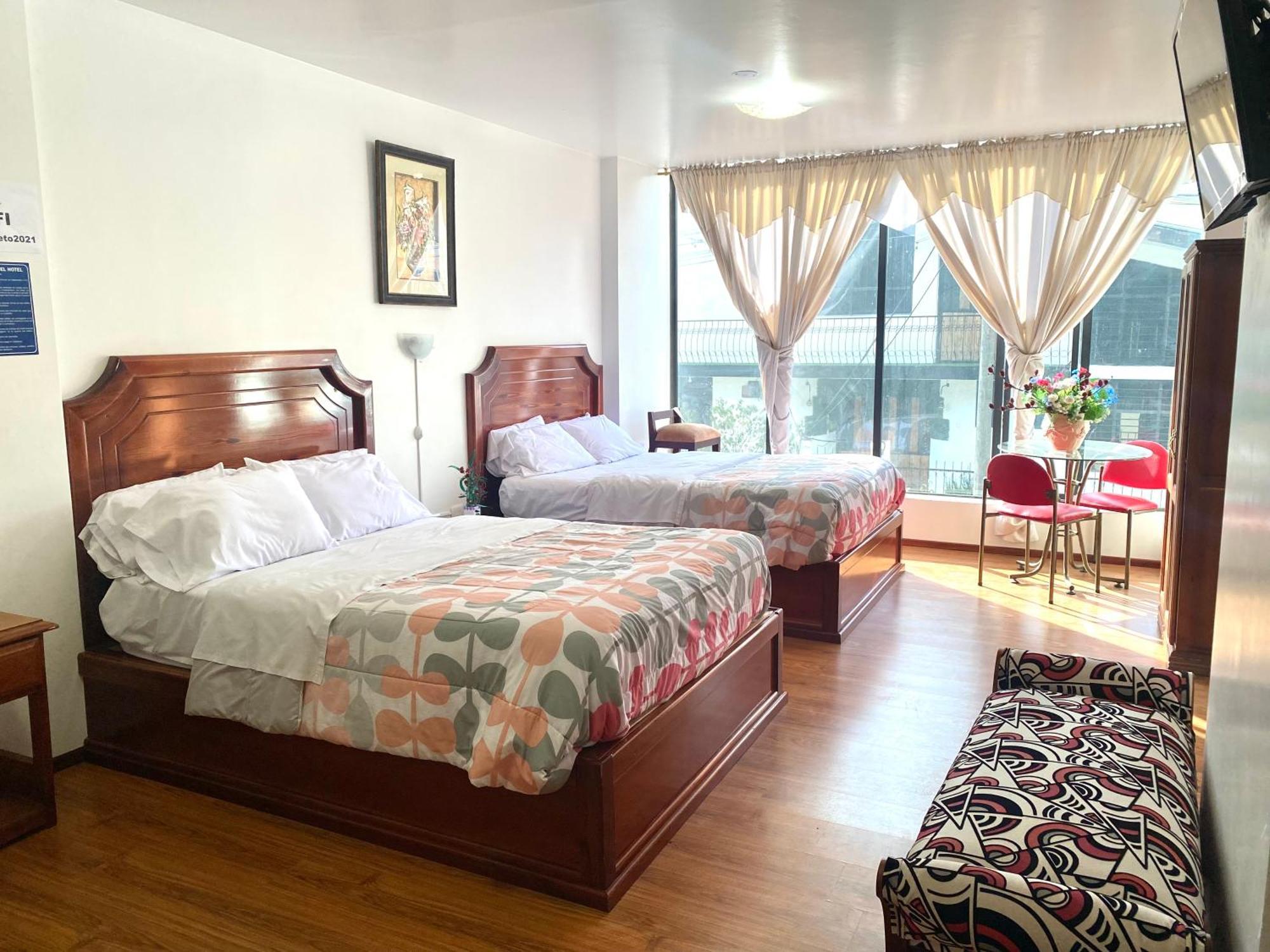 Loreto Hotel Latacunga Eksteriør bilde